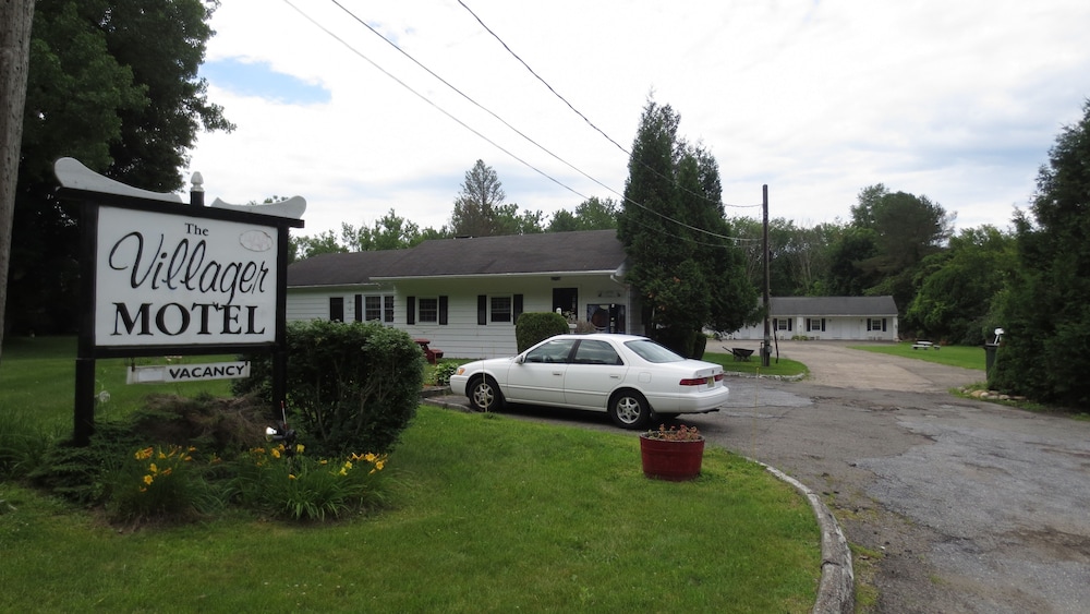 The Villager Motel - photo 38