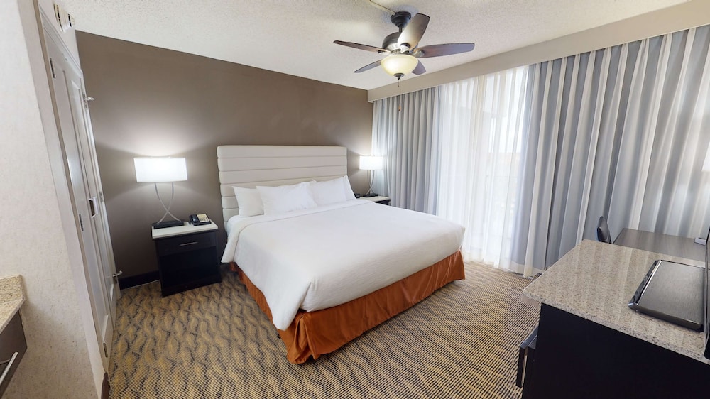 Embassy Suites by Hilton Oklahoma City Will Rogers Airport - photo 6