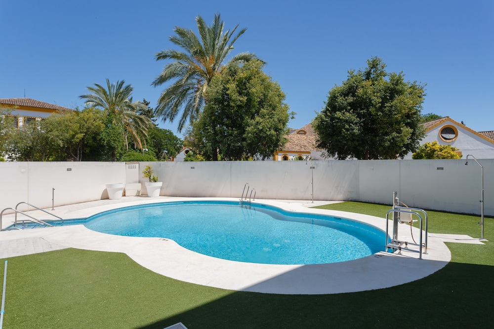 Real Escuela Home — 4-Star Luxury Hotel in Jerez De La Frontera, Spain