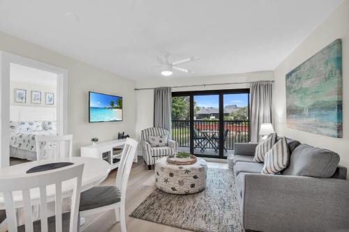Updated and Beautiful Views - carbon neutral hotel in Naples