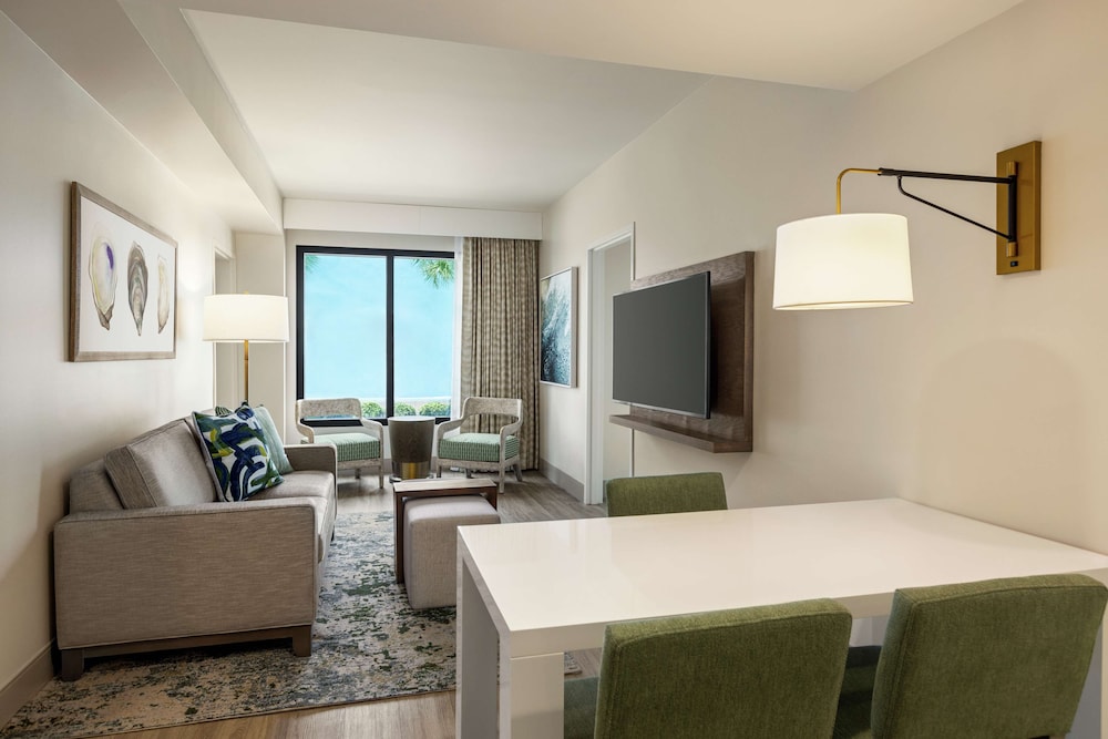 Embassy Suites by Hilton Panama City Beach Resort - photo 33
