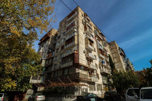 Charming 3BR Apartment In Central Tbilisi