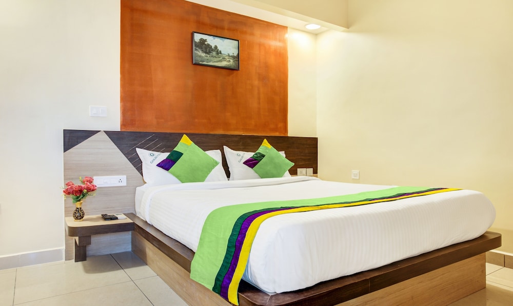 Treebo Golden Inn 700 Mtrs From Promenade Beach — Puducherry