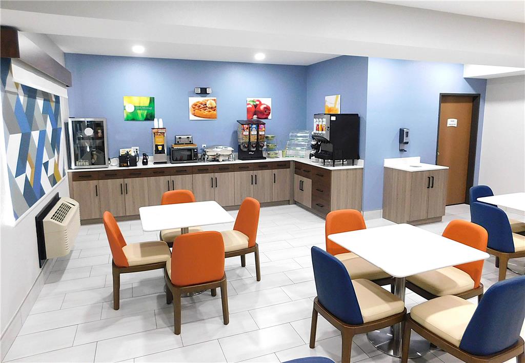 Quality Inn Pontiac - photo 63