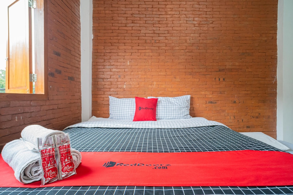 RedDoorz syariah @ Selomangleng Kediri in Kediri, Indonesia