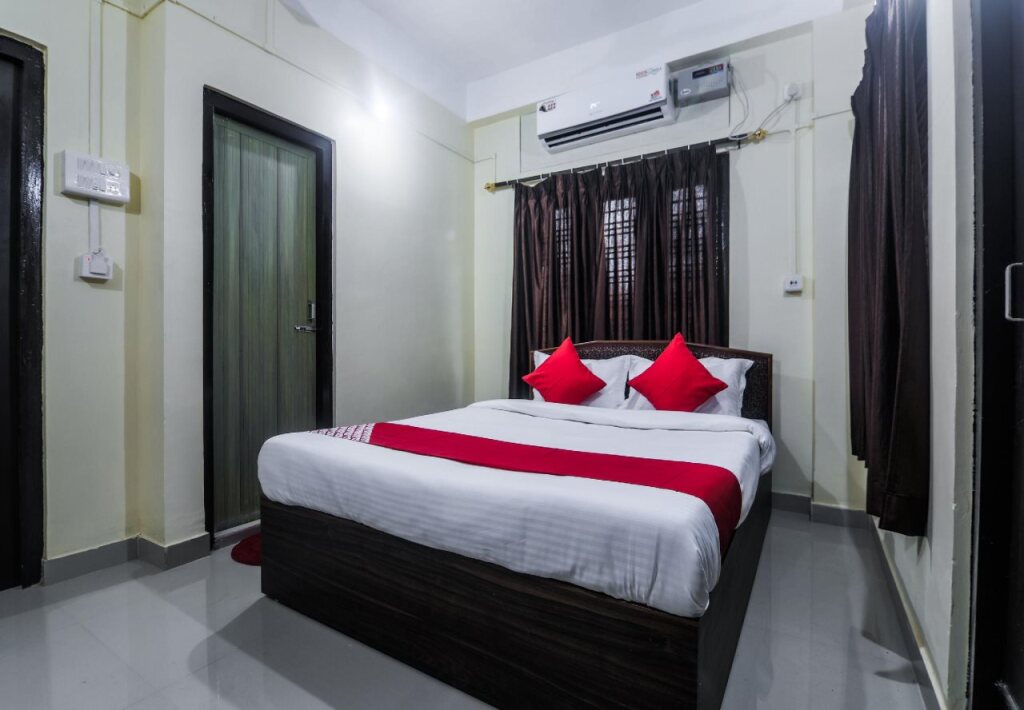 OYO Flagship 701876 Second Home Guest House