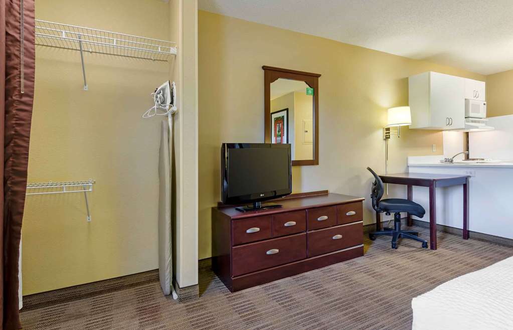 Extended Stay America Suites Lynchburg University Blvd - photo 14