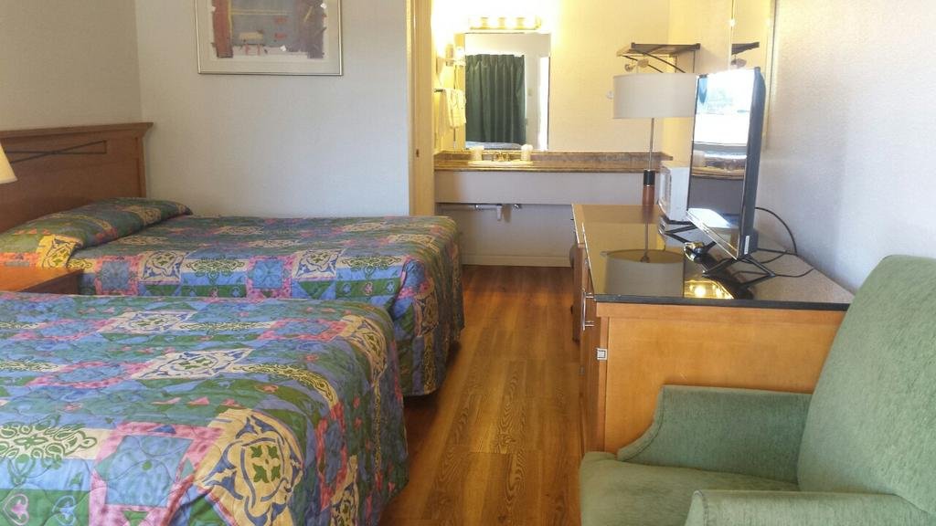 Nites Inn - photo 10