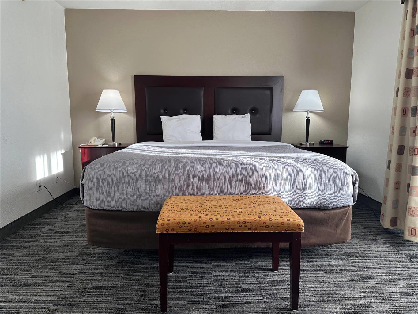 Quality Inn & Suites Everett - photo 39