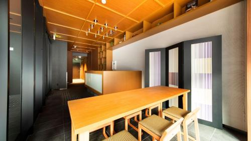 Alphabed Inn Fukuoka Ohori Park in Fukuoka, Japan