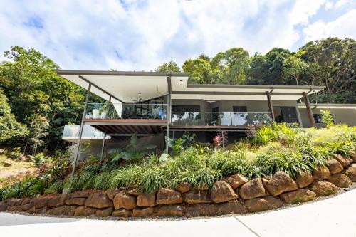 Treetops Retreat — Freshwater — photo 4