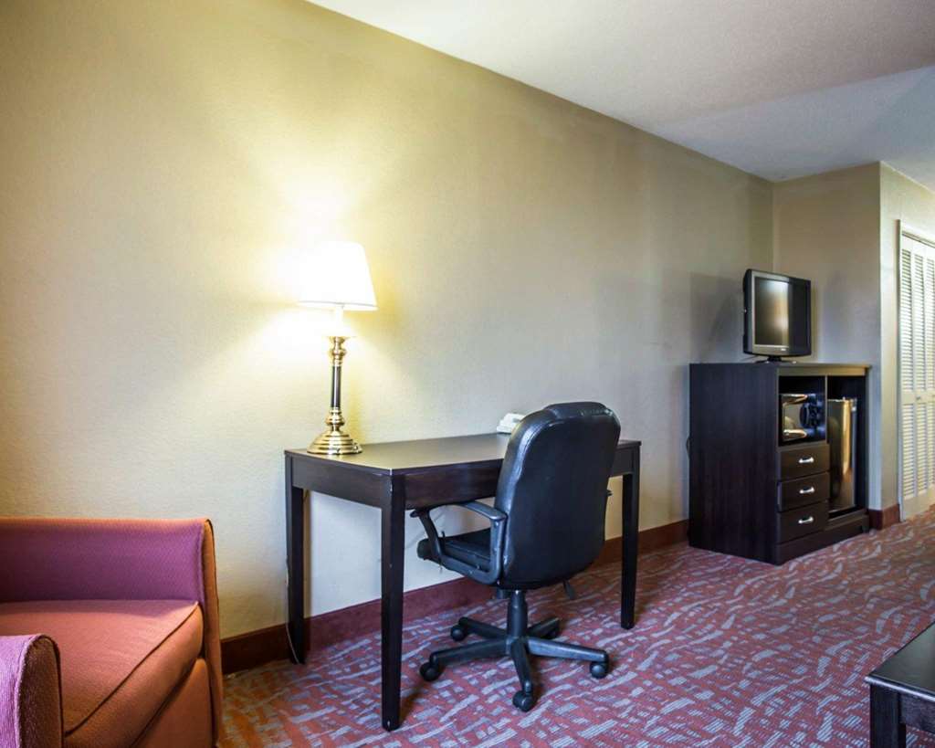 Quality Inn & Suites Monroe - photo 20