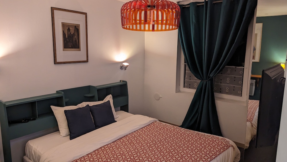 Aux Ecuries Des Près — hotel in Nogent-Sur-Seine