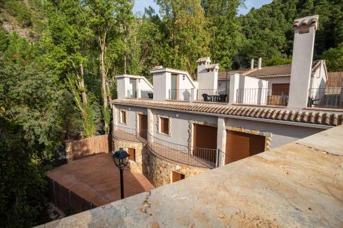 Apartamentos 7 puentes sierra Cazorla Los 2 Dúplex — 4-Star Luxury Hotel in La Iruela, Spain