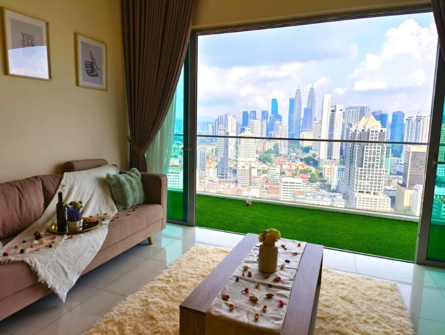Regalia Residence by Luvit Stay — 4-Star Luxury Hotel in Kuala Lumpur, Malaysia