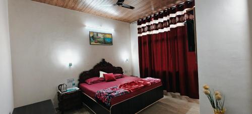 The Eminence Resort & Gym in Solan, India