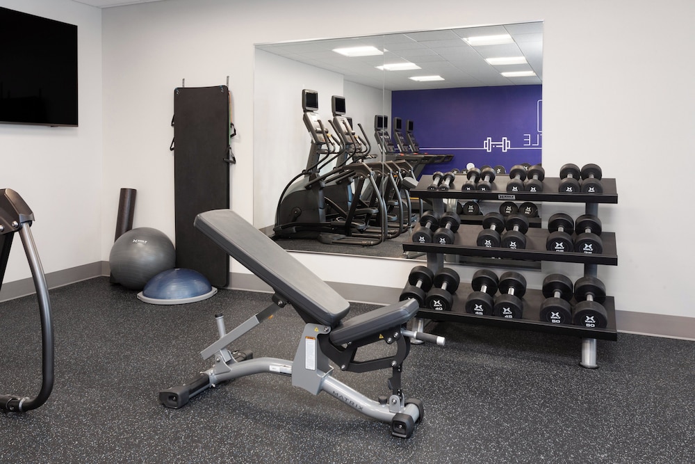 Holiday Inn Express & Suites Reedsburg Dells Area by IHG - photo 32