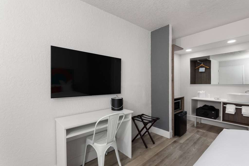 Travelodge by Wyndham Orlando Lake Buena Vista S - photo 19