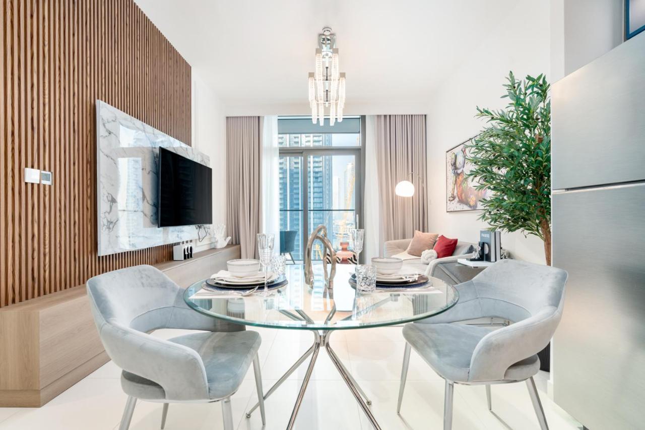 Iconic 1BR l Boulevard View l Walk to Dubai Mall — 4-Star Luxury Hotel in Dubai, United Arab Emirates