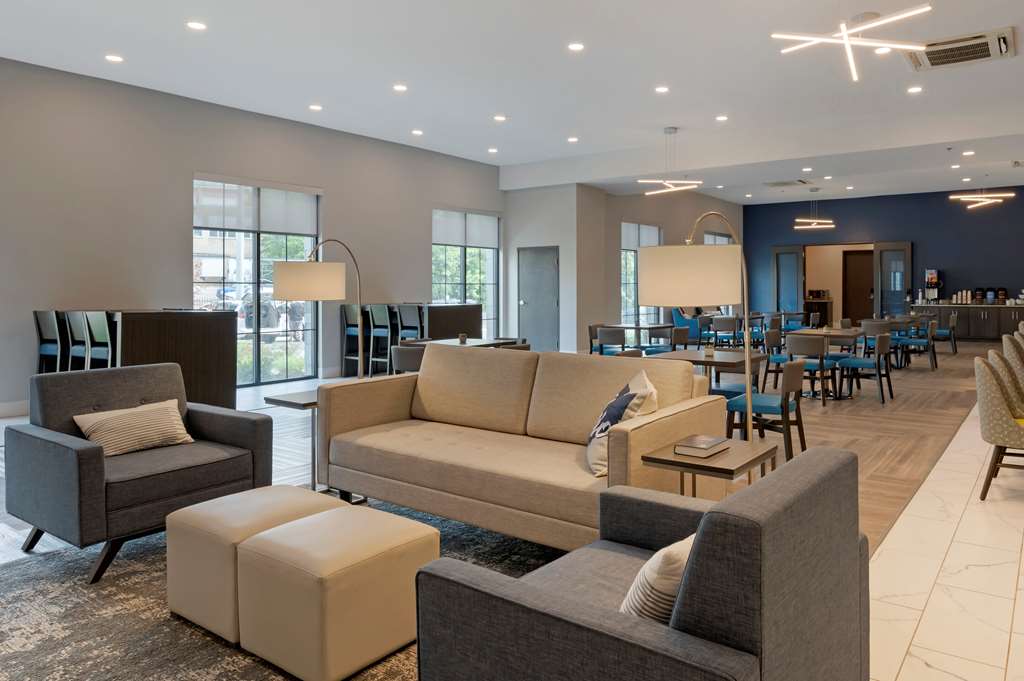 Comfort Suites Cincinnati University Downtown - photo 6