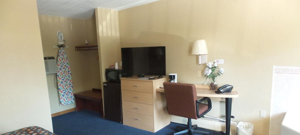 River's Edge Motel - photo 10