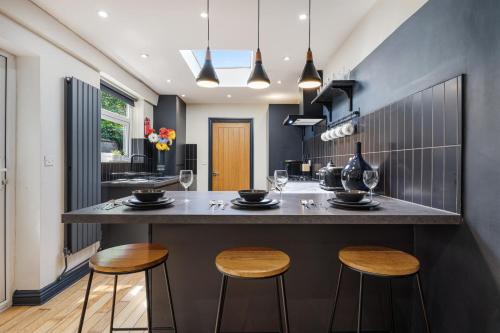 Wrights Terrace Air Host and Stay 4 Bedroom — 4-Star Luxury Hotel in Liverpool, United Kingdom