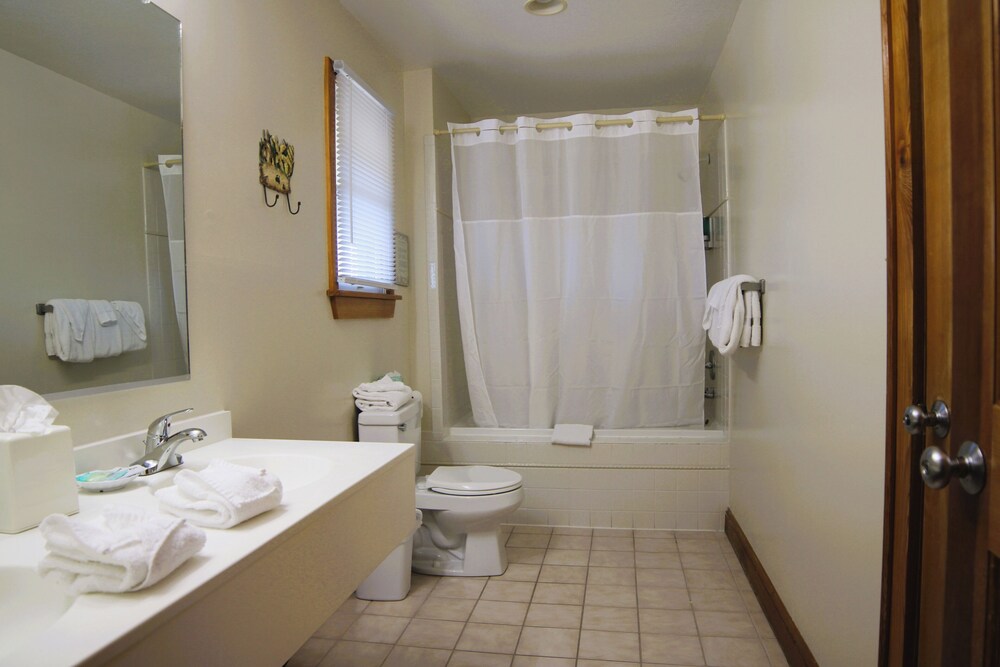Pony Island Inn - photo 62