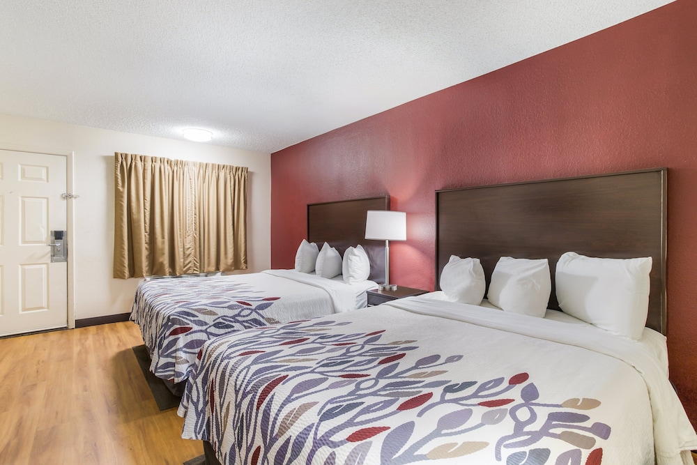 Red Roof Inn Albuquerque Midtown - photo 12