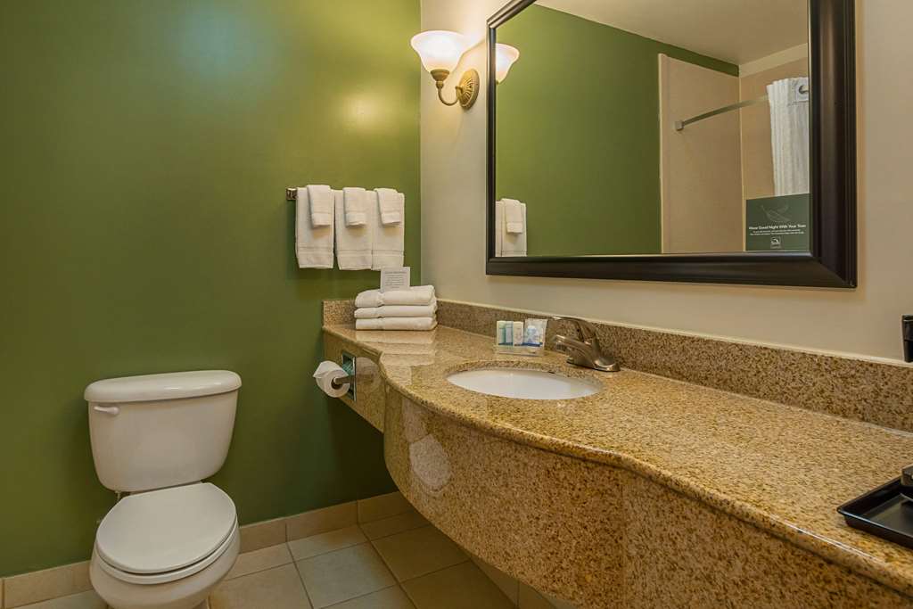 Sleep Inn & Suites Manchester near Arnold AFB - photo 20