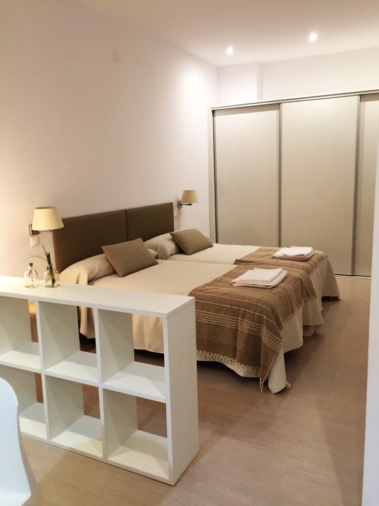 Apartamentos La Estacion M And S 6653396 — Albacete