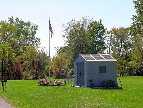 Tiffin Motel - photo 9