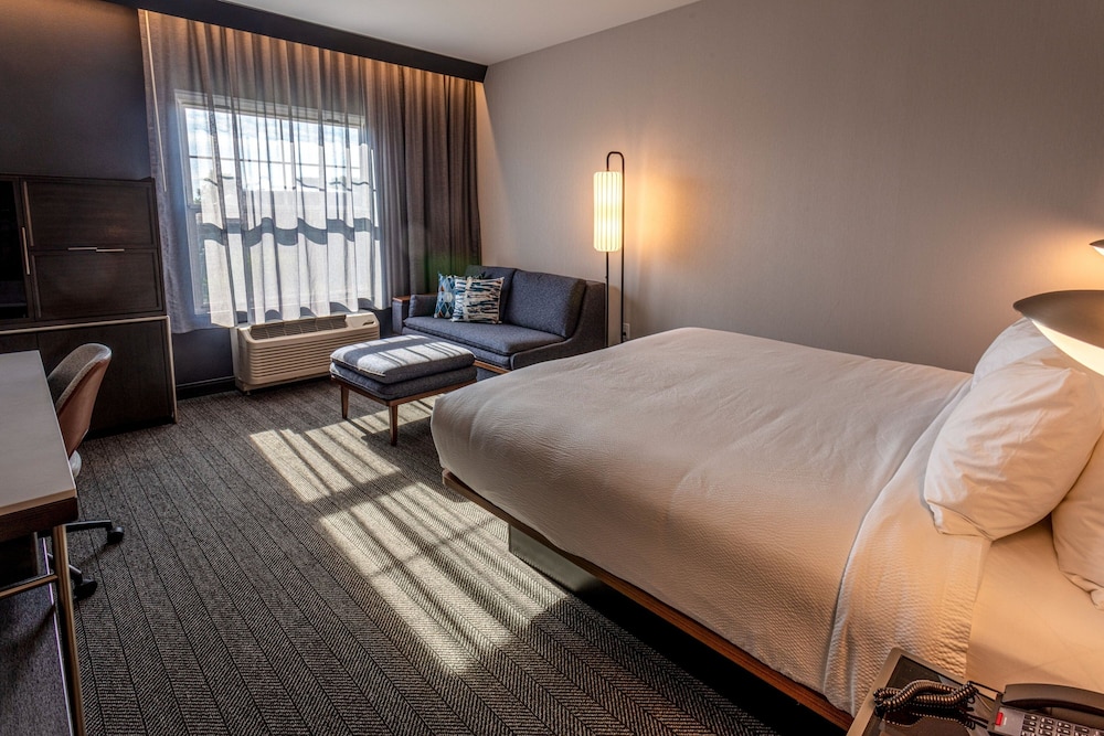 Courtyard by Marriott Rochester Downtown - photo 6