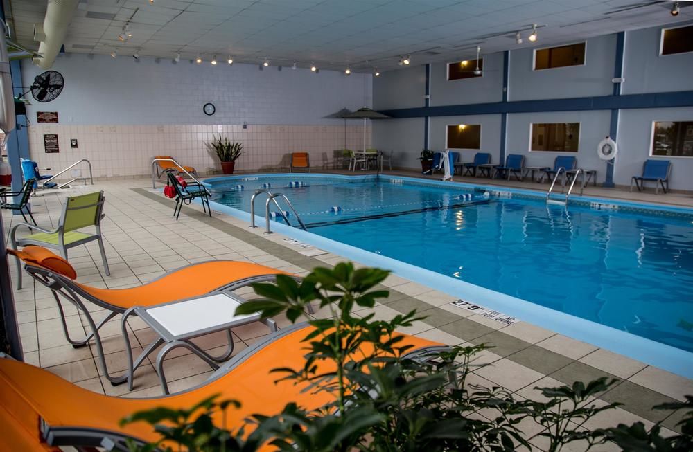 Ramada Plaza Rochester Airport - photo 5