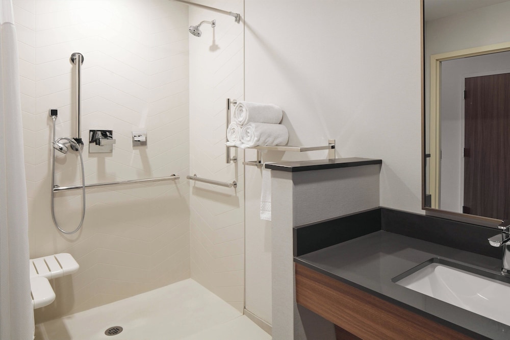 Fairfield Inn & Suites by Marriott Louisville New Albany IN - photo 11
