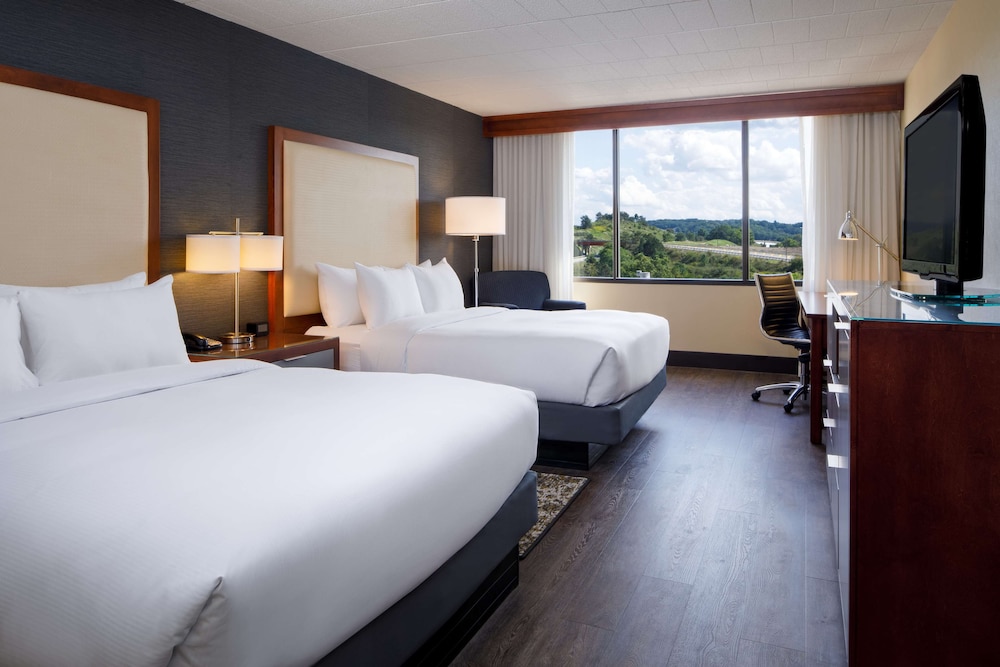 DoubleTree by Hilton Pittsburgh Cranberry - photo 46