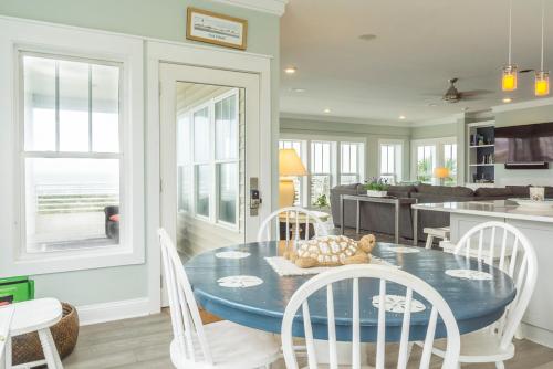 Turtle Soup by Oak Island Accommodations - photo 19