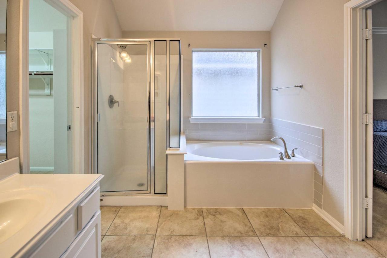 Spacious Richmond Home Close to Parks and Shopping — 4-Star Luxury Hotel in Richmond, United States