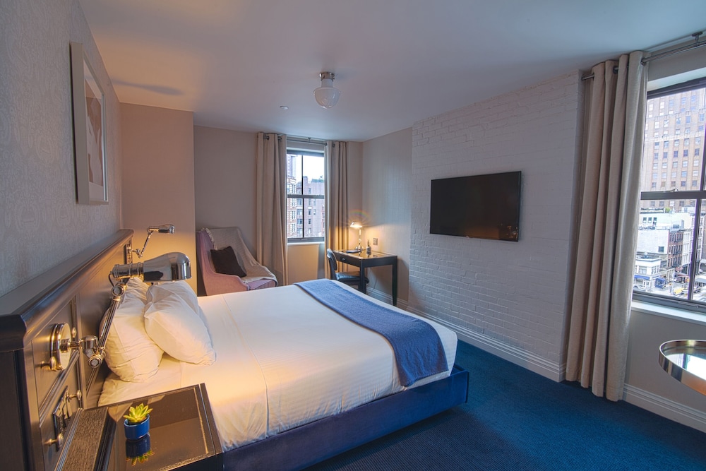 The Frederick Hotel - photo 21