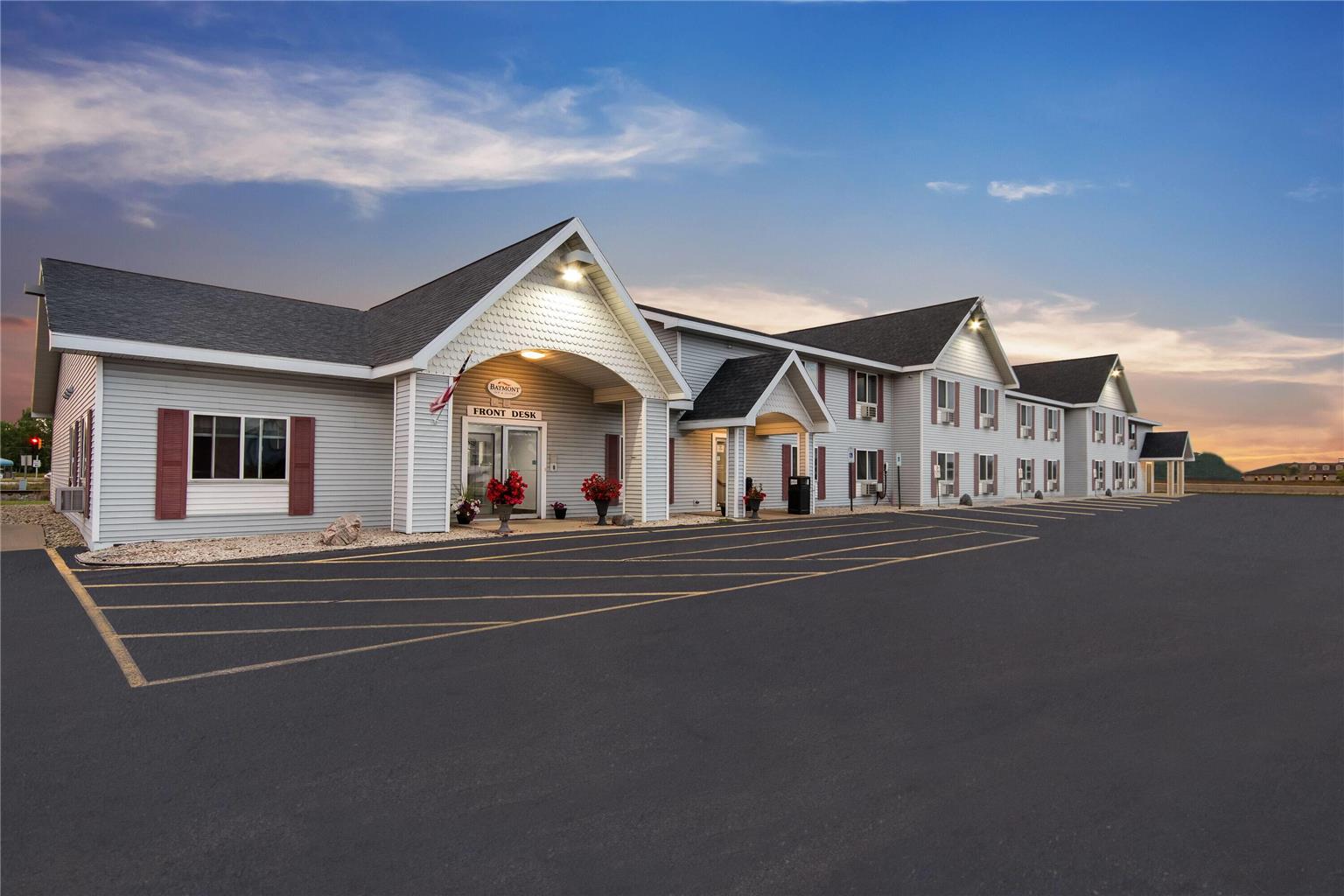 Baymont by Wyndham Marinette - photo 2