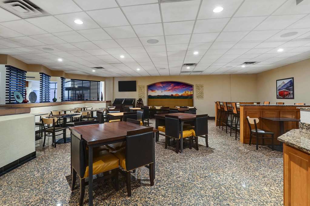 Drury Inn & Suites Phoenix Airport - photo 7