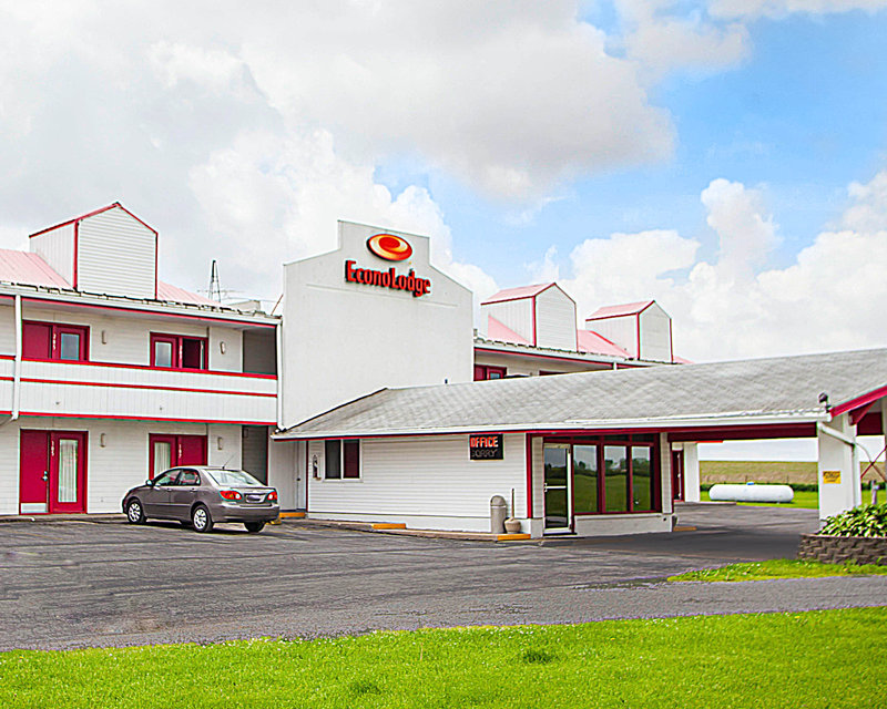 Econo Lodge West Liberty - photo 13