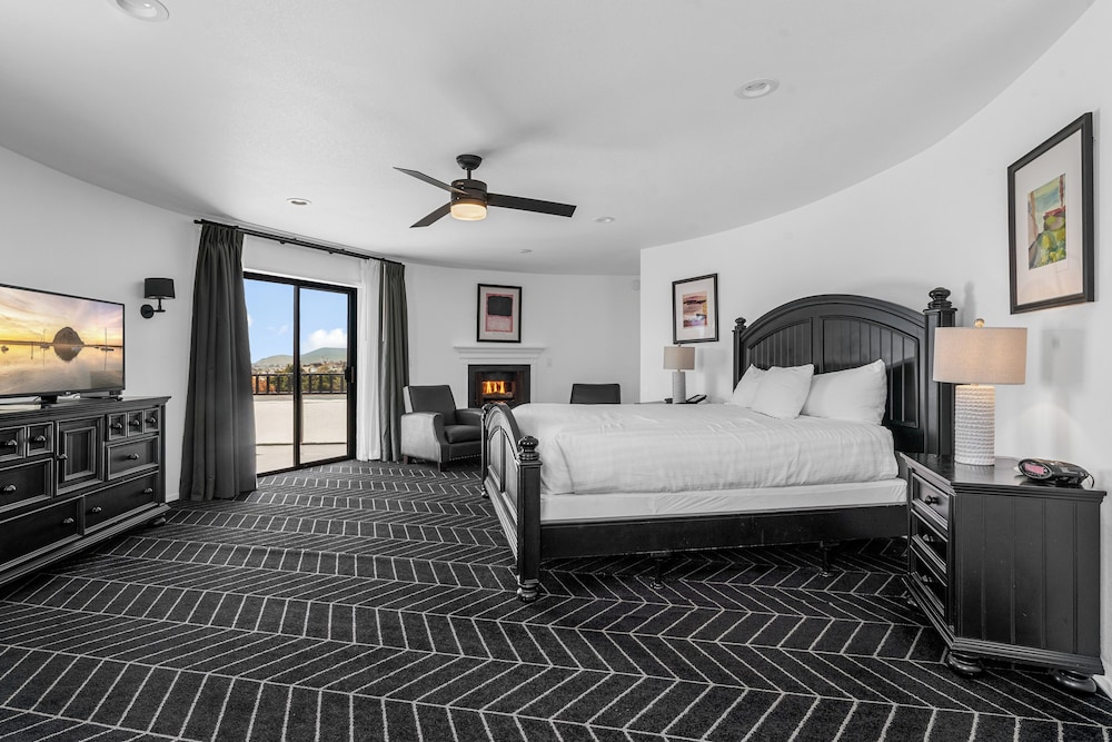 Masterpiece Hotel - photo 43