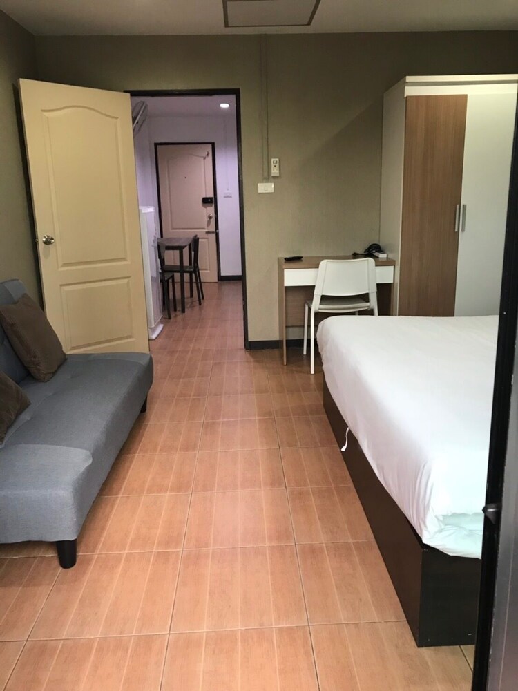 Asia Place Family Room