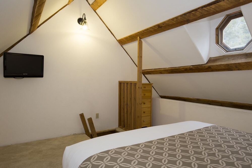 Columbine Inn & Conference Center - photo 7