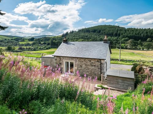 Nettlebush Cottage Uk5629 — 4-Star Luxury Hotel in Galashiels, United Kingdom