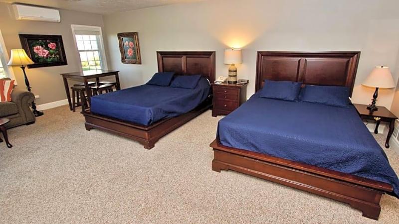 Baileys Harbor Yacht Club Resort - photo 9