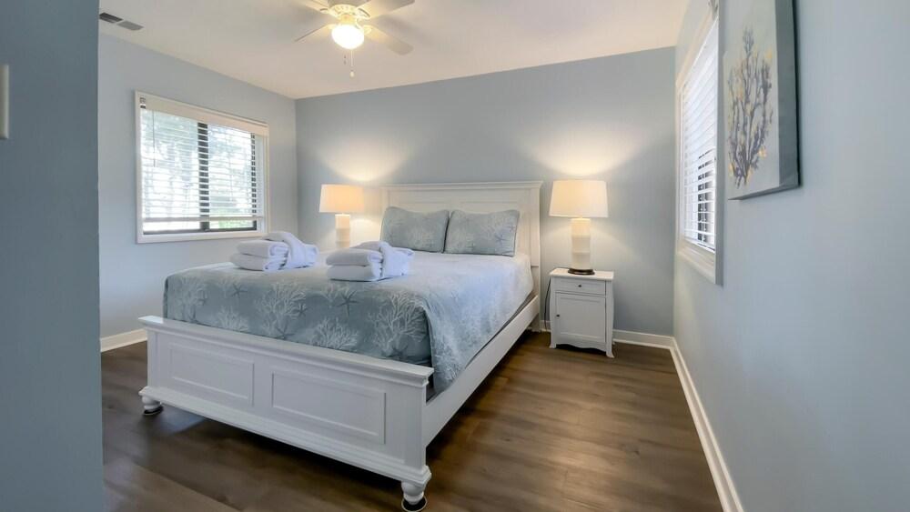 1405 South Beach Villas at the Sea Pines Resort - photo 5