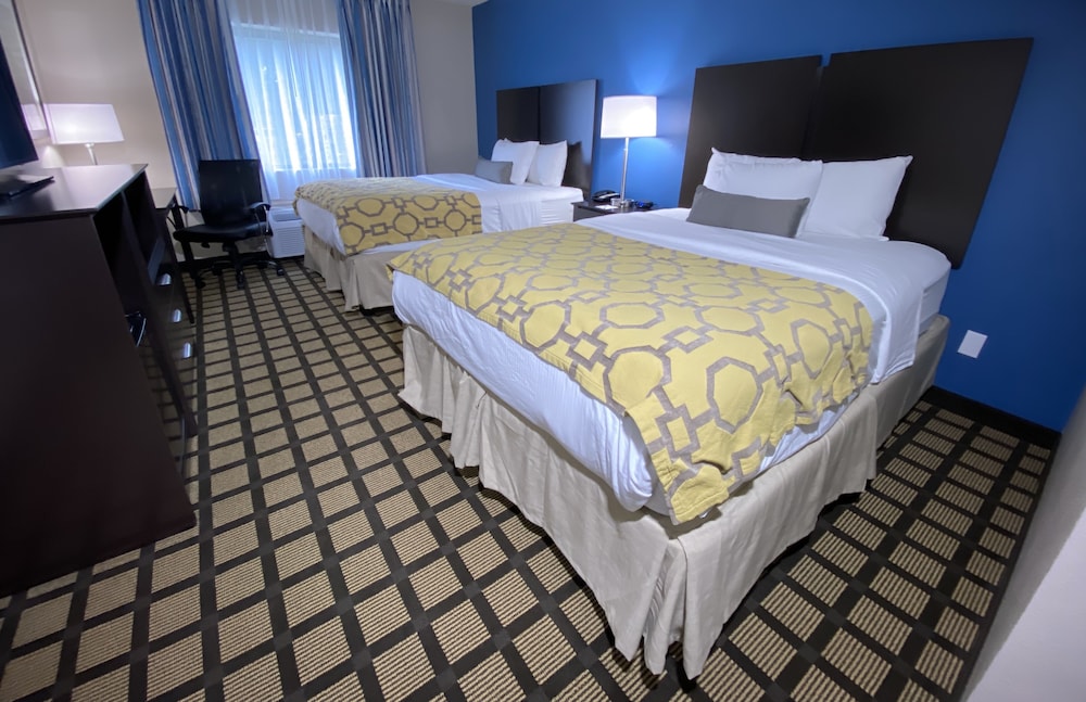 Baymont by Wyndham Latham Albany Airport - photo 8
