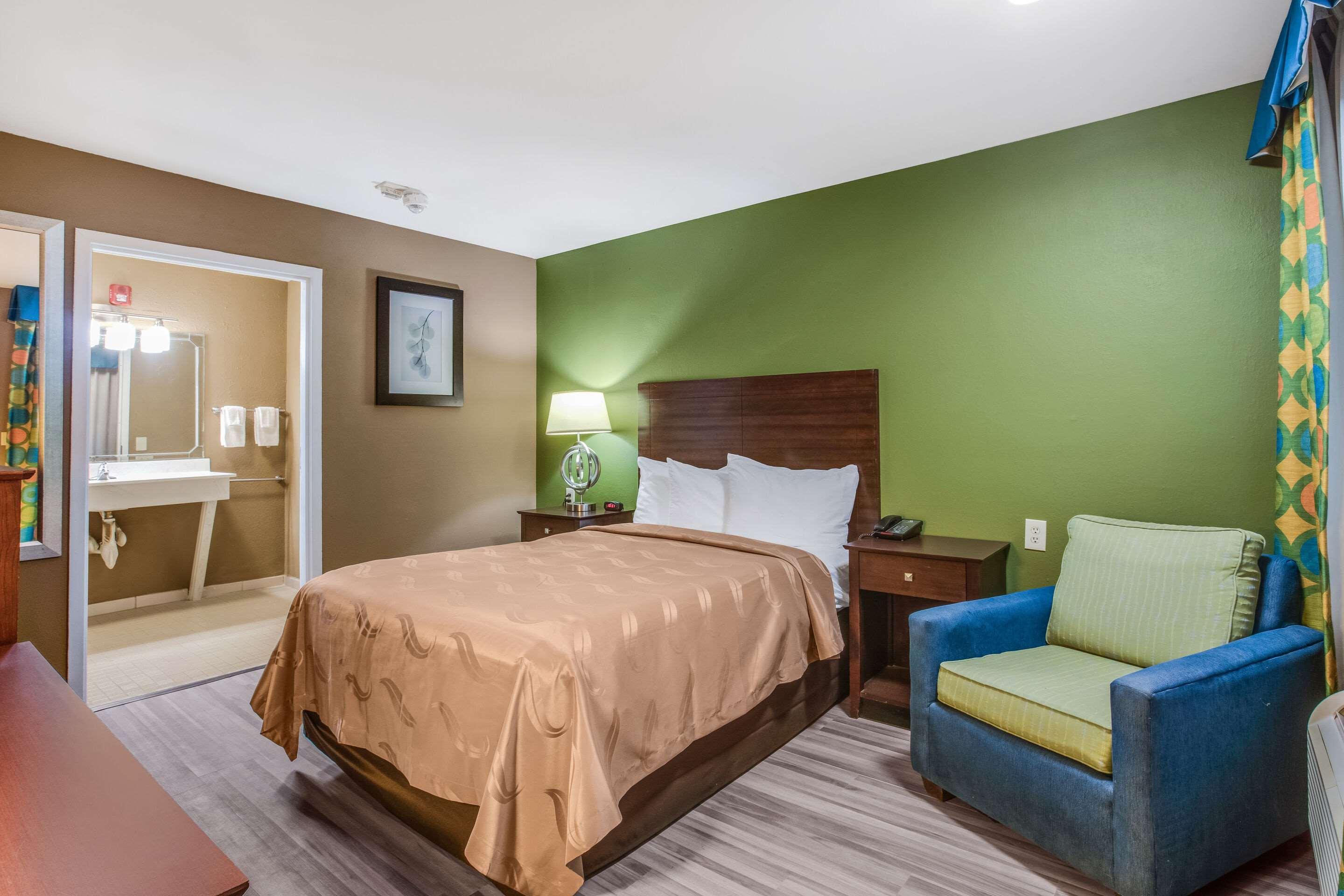Quality Inn Kennesaw - photo 11