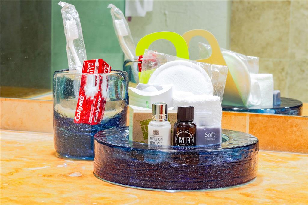 Camino Real Club and Suites bathroom amenities